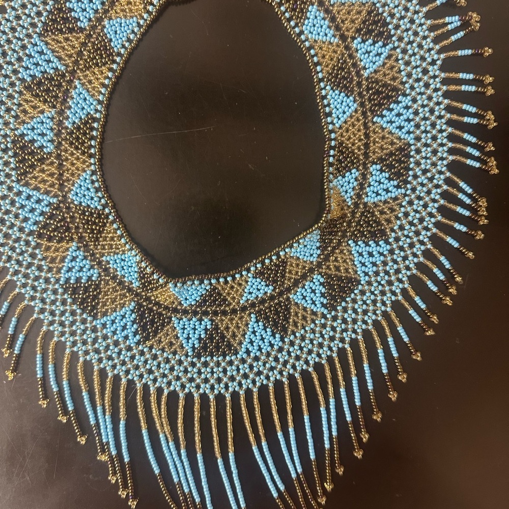 Elegant Beaded Necklace in Blue and Gold